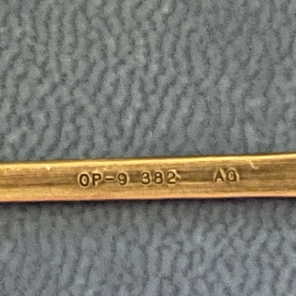 Oliver Peoples OP-9 Vintage 1980s Tortoise Eyeglasses in Mint Condition - Picture 8 of 15